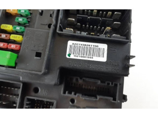 Блок предохранителей  FU5T15604DAK, FU5T-15604-DAK   Ford Ranger    