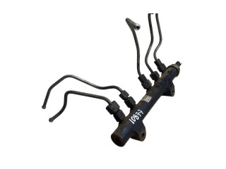 Топливная рампа 9685297580   Volvo S60  