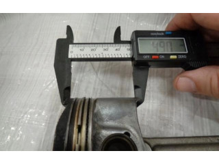  Поршень с шатуном    Renault Clio IV  