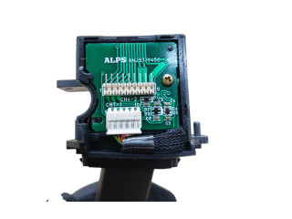 Ручка стеклоочистителей    Volvo V70