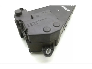 Pojistková skříňka 6906558, 6906599 BMW 5 E39 2003