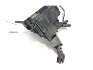   Pojistková skříňka 8V51-14A075CA   Ford Fiesta 2008