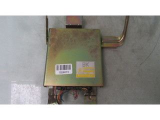 Řídící jednotka 2260458C06 Nissan Sunny 1992