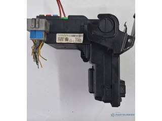 Блок предохранителей Volvo V70