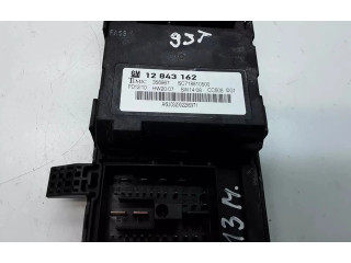 Блок предохранителей 12843162, SC718810500 Saab 9-3 Ver2