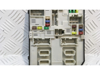 Pojistková skříňka 284B61751R, 284B68847R Renault Laguna III 2008