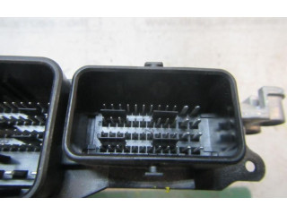 Блок управления двигателя    Peugeot Partner