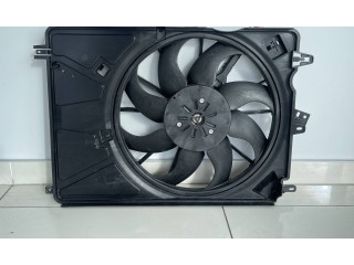 Электрический вентилятор радиаторов 52184170, 52109765   Jeep Renegade  