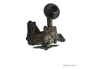 Масляный насос   06A115105B  Skoda Octavia Mk1 (1U) 