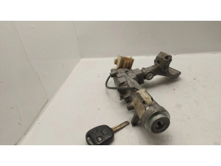 Комплект блоков управления 8966153030, 1753002541   Lexus IS 200-300