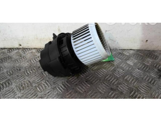 Вентилятор печки    272104788R   Renault Clio V