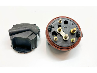 Блок предохранителей  A2305450203, A2305400169   Mercedes-Benz SL R230    