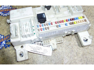 Блок предохранителей 31254749, 519096812 Volvo C30