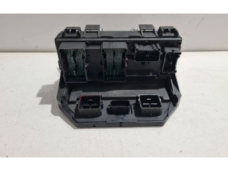 Блок предохранителей 68089320AD   Jeep Grand Cherokee    