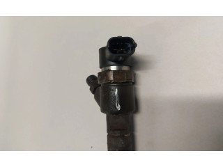 Форсунка 30750283, 0445110251    Volvo V70  D 5244 T4 