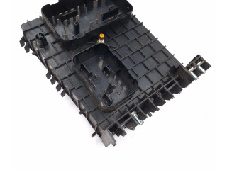 Блок предохранителей 1K0937124H, 01394932 Audi A3 S3 8P