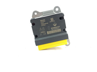 Блок подушек безопасности    Renault Clio I