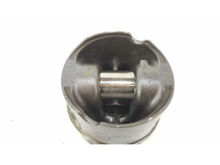 Píst PISTON Land Rover Range Rover Sport L494 pro naftový motor 3.0