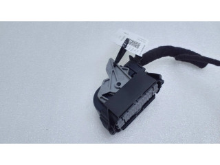 Штекер разъема модуля АБС