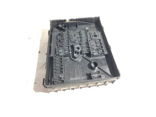   Pojistková skříňka 1K0937125D   Volkswagen Tiguan 2010