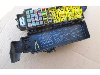 Блок предохранителей Jeep Cherokee III KJ