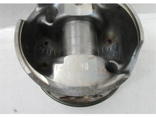 Píst Audi A8 S8 D4 4H