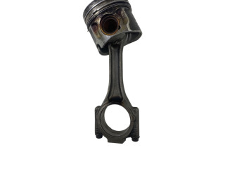 Píst Volkswagen Polo IV 9N3