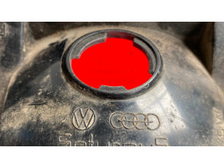 Задний фонарь 147945111A Volkswagen Caddy 1979-1996 года