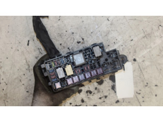 Блок предохранителей Daihatsu Materia
