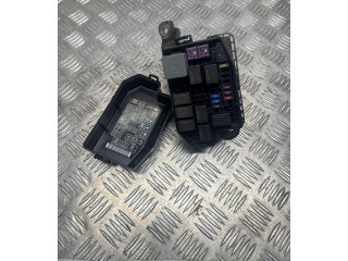 Блок предохранителей Mitsubishi Outlander