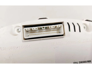 Панель приборов Mitsubishi Grandis