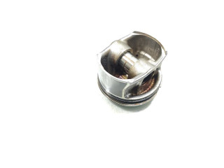  Поршень CBZB   Skoda Fabia Mk2 (5J)  