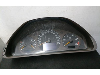 Přístrojová deska Mercedes-Benz E AMG W210 2004 A2105405048, 87001357