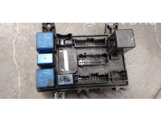 Блок предохранителей  91198-1C010   Hyundai Getz    