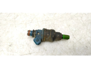 Форсунка INP068 Mitsubishi Colt 4G13