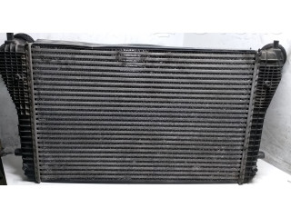 Интеркулер 1K0145805G Volkswagen PASSAT B6 1.9