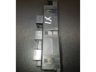 Pojistková skříňka 8D1941824 Audi A6 S6 C5 4B 2003