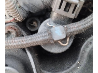 Vstřikovač 0445110165 Opel Zafira B