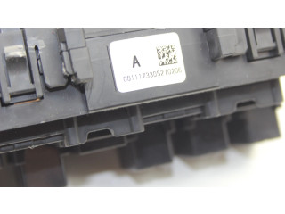 Блок предохранителей Infiniti Q50