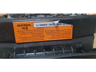 Подушка безопасности водителя P30721996 Volvo V70