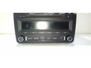 Блок управления HiFi audio 1Z0035161F Skoda Octavia Mk2 (1Z) 2004 - 2013 года