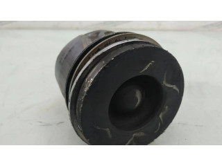 Píst Ford Focus pro naftový motor 2.0