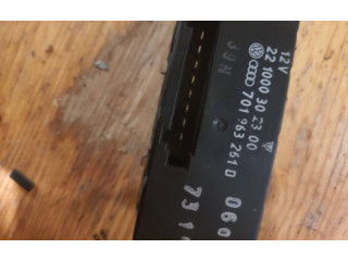 Экран/ дисплей / маленький экран 221000302300, 701963261D Volkswagen II LT