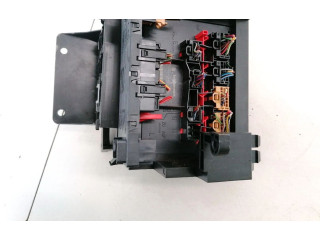 Блок предохранителей  1K0937049N, F005V00483   Volkswagen Touran I    