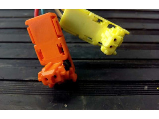 Подушка безопасности водителя Z90C550107, E3-B5-23-4   Mazda 323