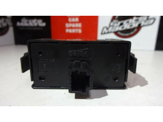 Включатель аварийных фонарей