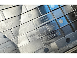 Блок предохранителей 1K0937132F Volkswagen Golf Plus