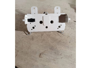 Блок управления климат-контролем K1900CD98, 8A11   Mazda 5