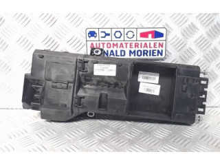 Блок предохранителей BK2T14A094AA Ford Transit Custom