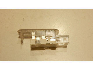 Фонарь освещения передней двери (внутри)